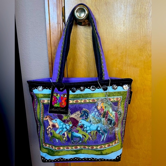 Laurel Burch Handbags - Laurel Burch Artistic Purple and Black Tote